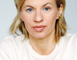 CHRISTIANE D.