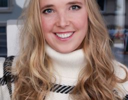 ANNA N.