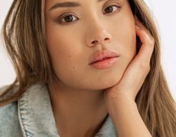 DEVINA R.