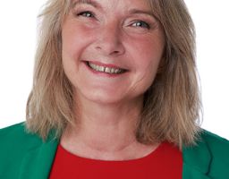 SUSANNE B.